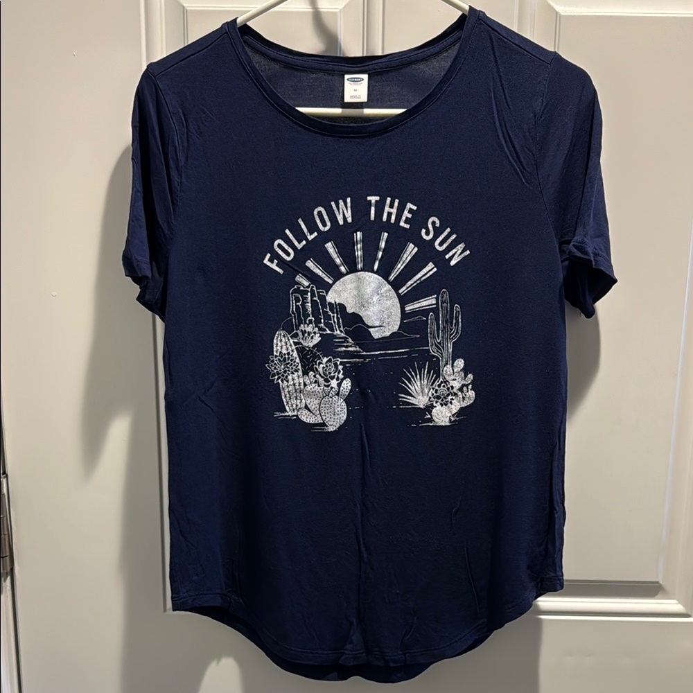 Old Navy Blue Short Sleeve Graphic T-shirt